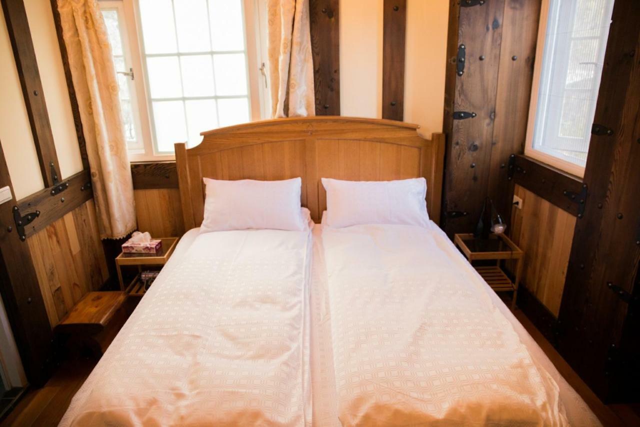 Black Forest Manor เหรินอ้าย ภายนอก รูปภาพ