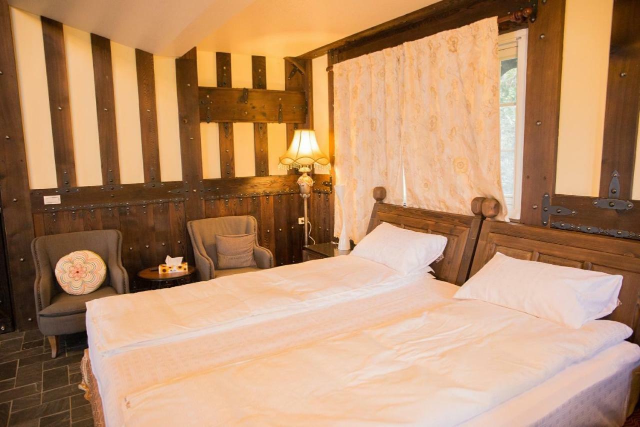Black Forest Manor เหรินอ้าย ภายนอก รูปภาพ