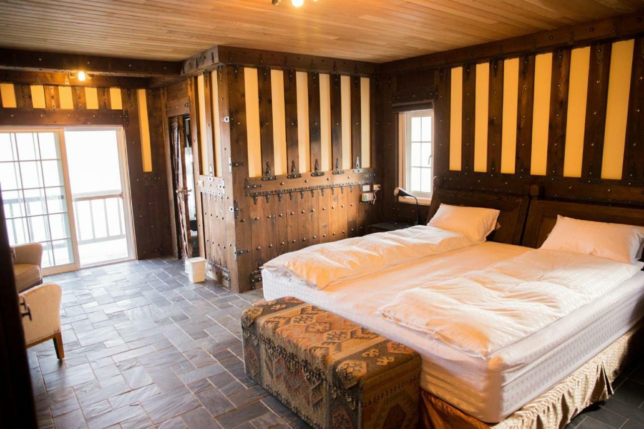 Black Forest Manor เหรินอ้าย ภายนอก รูปภาพ