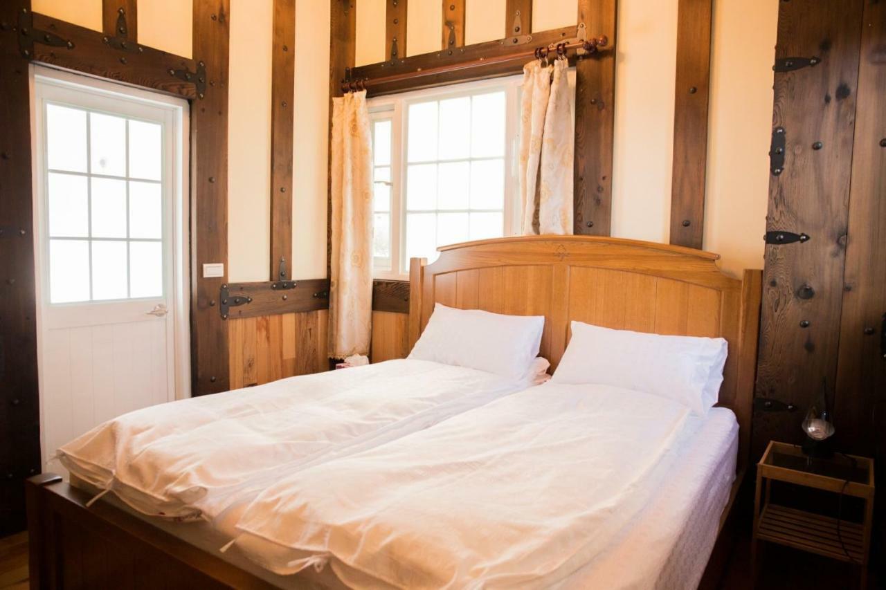 Black Forest Manor เหรินอ้าย ภายนอก รูปภาพ